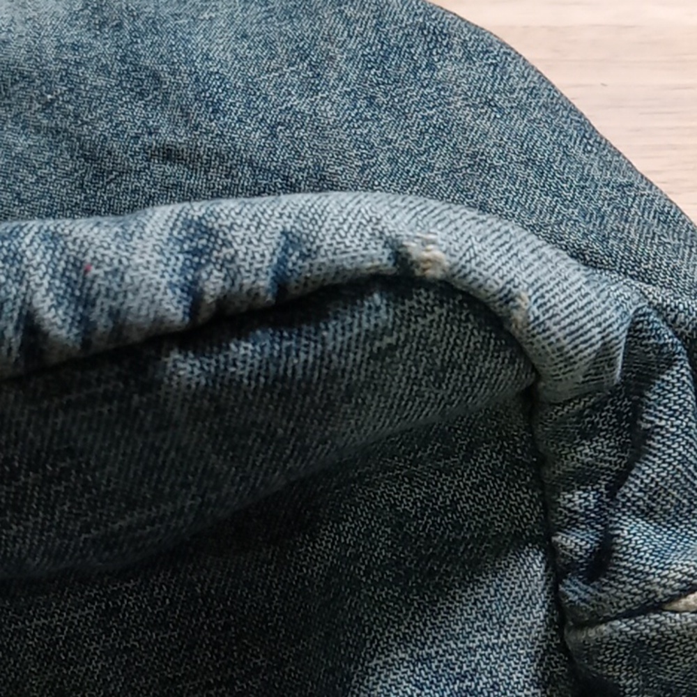 (136)  Tilt  small denim purse - Picture 6 of 7